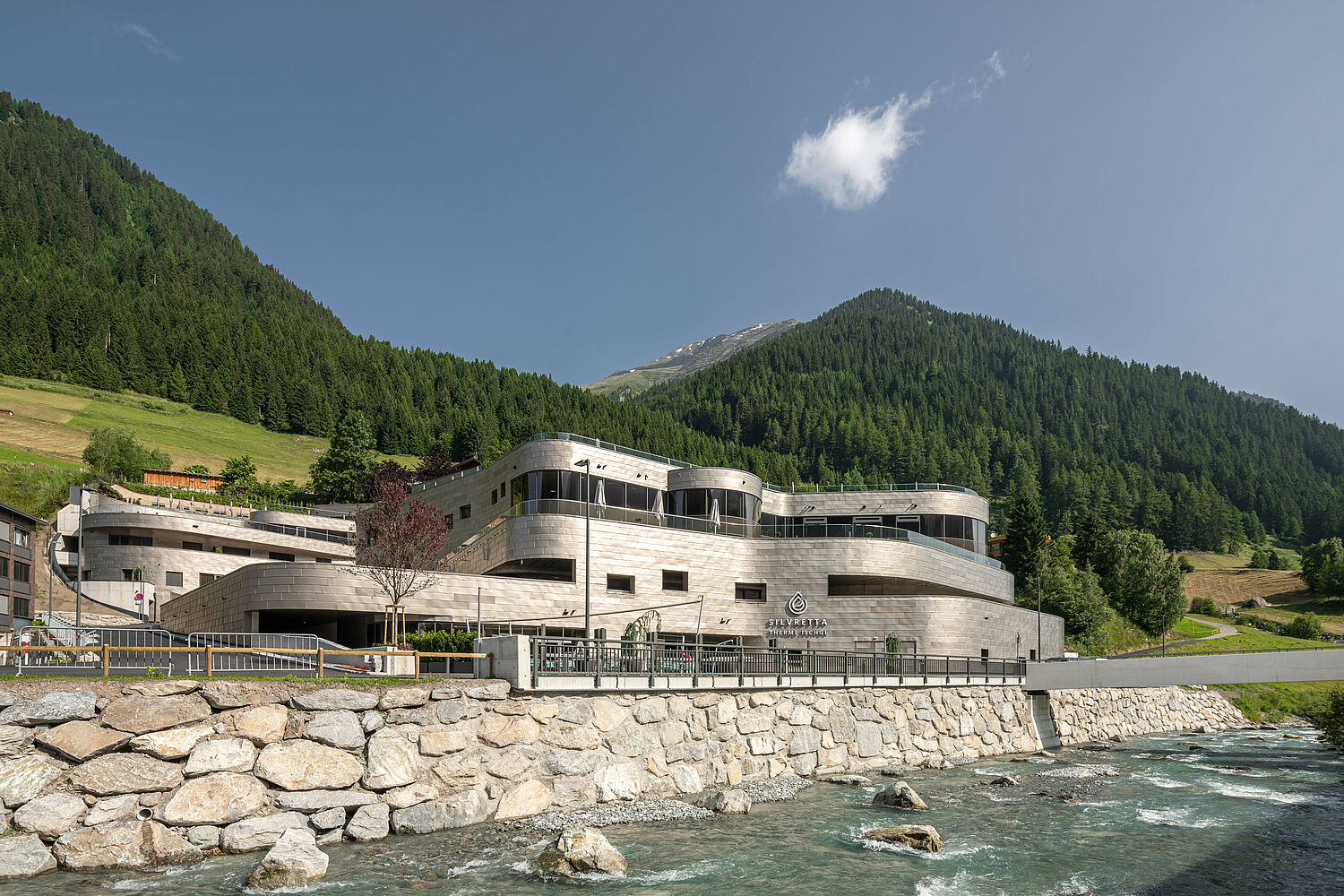 Alpine luxury spa in Ischgl sets new standards